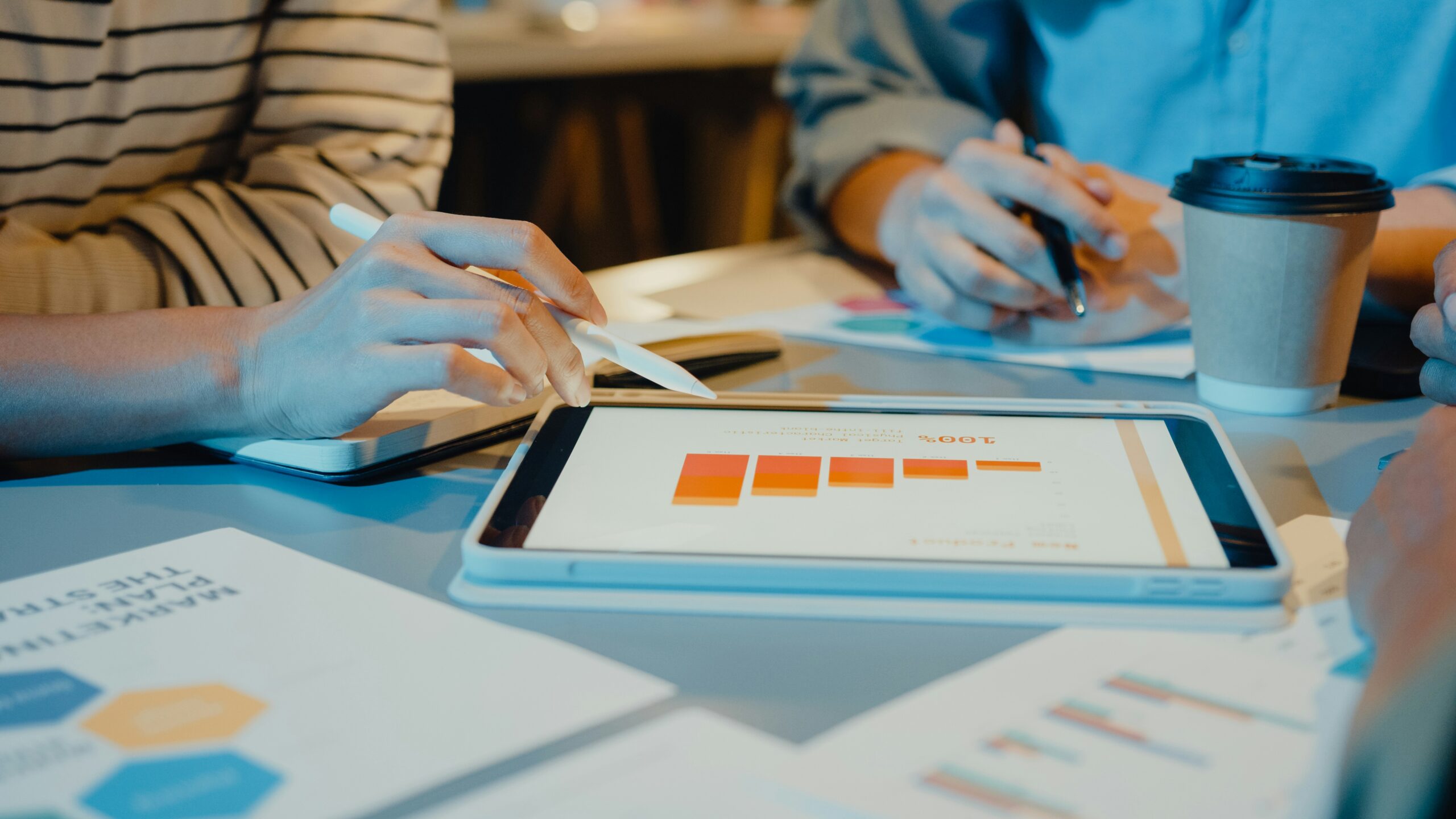 Digital Lean Management Strategies for Improving Efficiency and Business Output